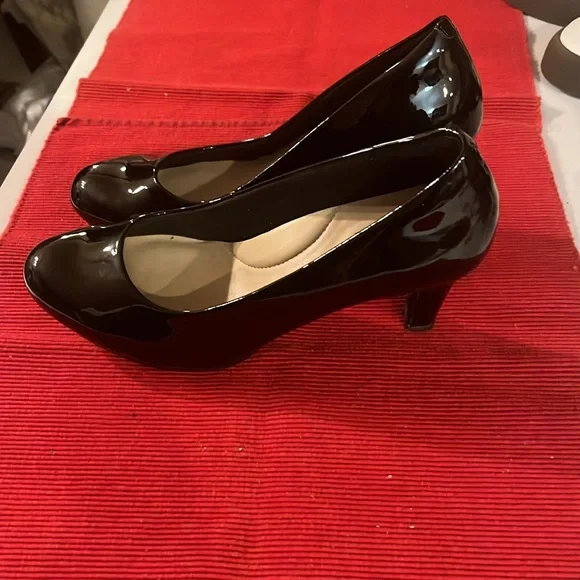 Clark’s Collection - Picture 2 of 5